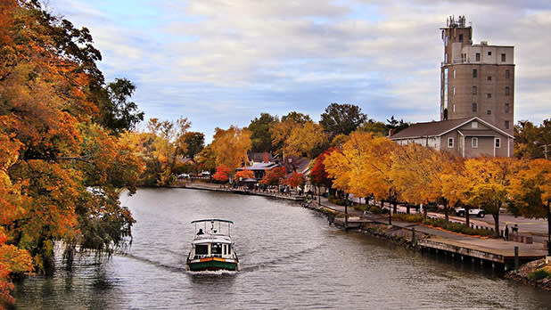 Sam Patch traveling along the Erie Call on a gorgeous fall day