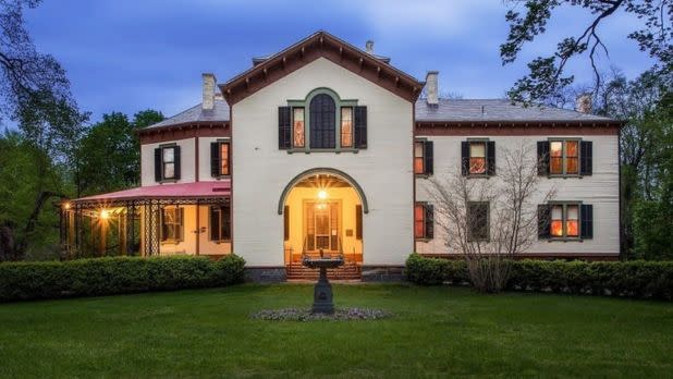 Locust Grove Estate