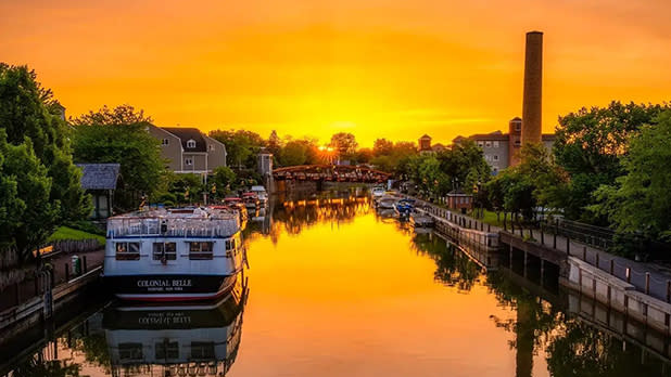 The sunsets above the Erie Canal in Fairport