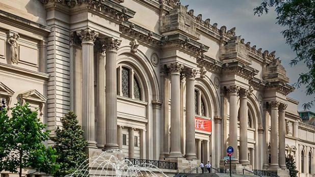 The front of the Metropolitan Museum of Art