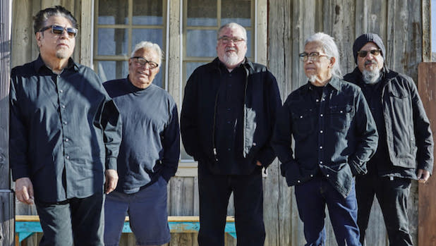 Five members of Los Lobos