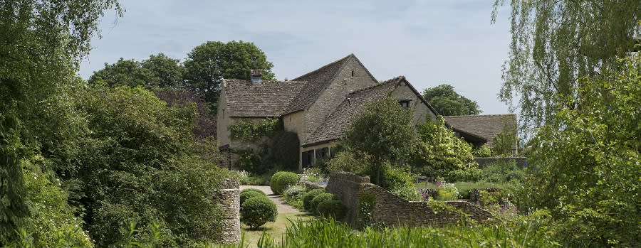 StayCotswold Spring Collection
