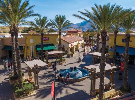 Prada outlet desert hills discount