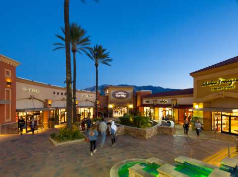 Day Tripping in Style at Desert Hills Premium Outlets - South County Mag