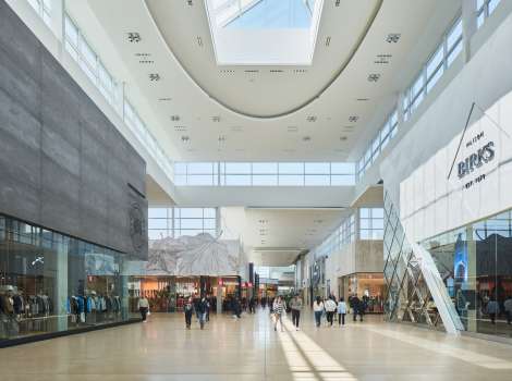 Yorkdale Shopping Centre Toronto ON M6A 3A1