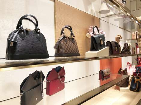 More than $17,000 worth of Louis Vuitton purses stolen at Sawgrass Mills  Mall 