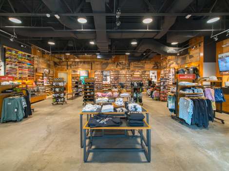 Vans northshore mall online