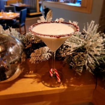 Peppermint Bark Martini - Cafe Rule - Cocktail drink