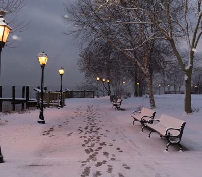 Promenade in Snow