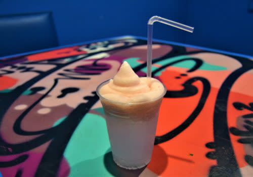 drink with straw