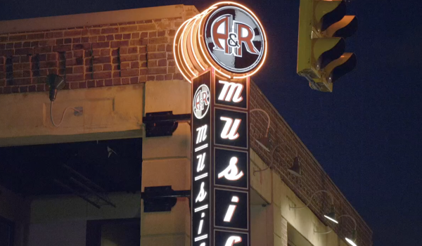 A&R Music Bar