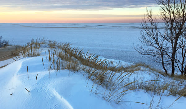 Mount Baldy Winter Hike - Indiana Dunes