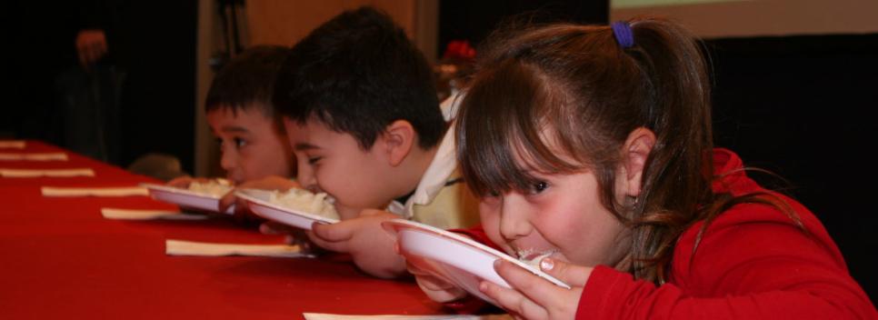 Mommys-Little-Piggy-Mashed-Potato-Eating-Contest