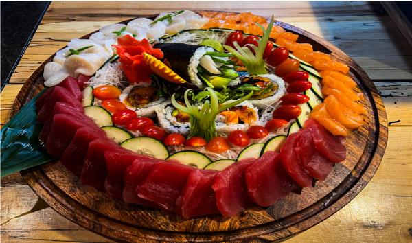 DTN - HI - Eat - Hot Sake Sushi Bar & Kitchen