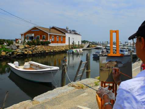 Plein Air painter at the harbor.