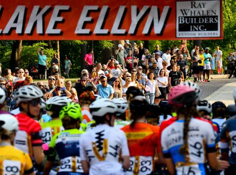 Tour of Lake Ellyn Riders