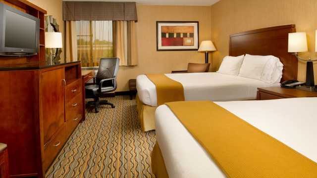 Hotels In Vienna Va Places To Stay Fairfax County Va