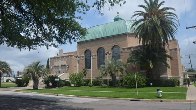 Temple Emanuel in Beaumont, TX