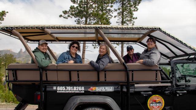 Tours-Guided-Adventures