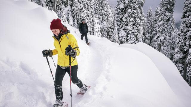 Lead-Winter-Snowshoeing