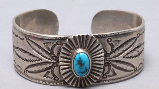 Museum of Indian Arts and Culture, Silver Bracelet