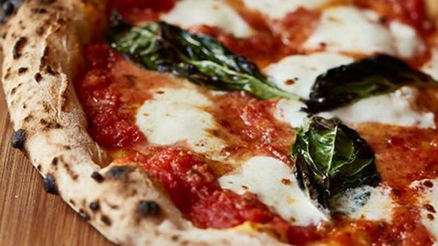 Pizza Decorating for Kids at Davio’s Northern Italian Steakhouse in Reston