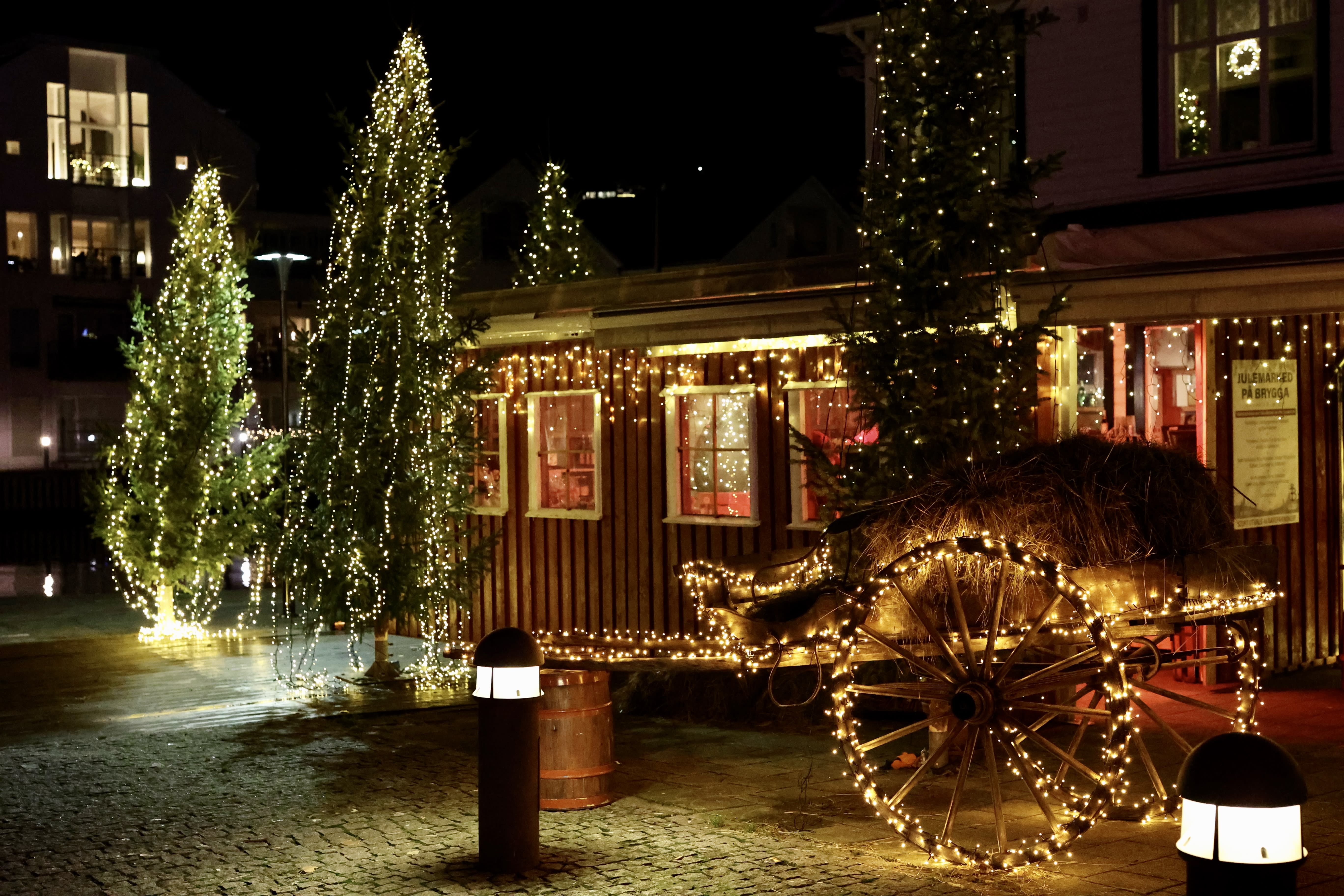 Jul på brygga i Flekkefjord