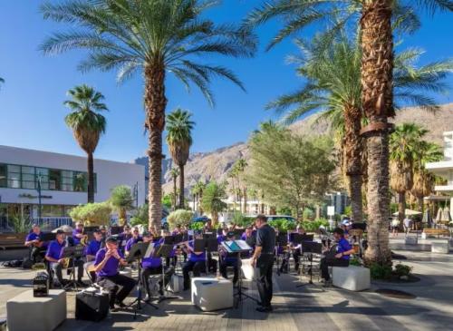 Desert Winds Freedom Band playing in downtwon Palm Springs for the holidays