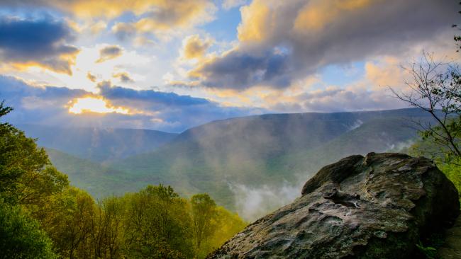 Baughman Rocks Overlook