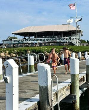 Dock kids