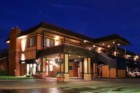 Rabbit Ears Motel Entrance