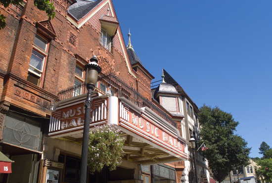 Tarrytown Music Hall Marquee.png