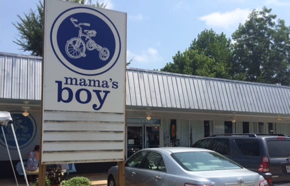 mamas-boy-logo