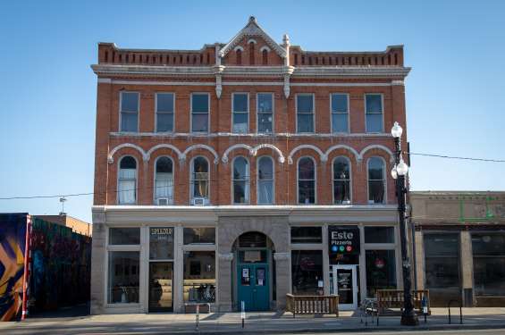 Este Pizza in Downtown Salt Lake