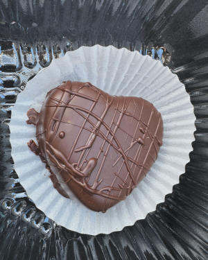 Fingerhut chocolate heart