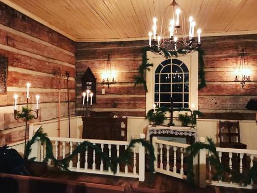 Hart Square Christmas in the Village