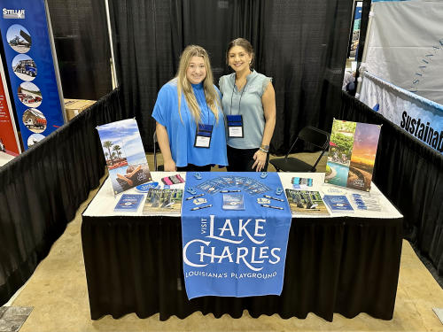 Emily and Madison at tradeshow