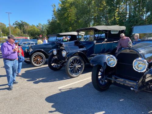 Memory Lane Car Cruisers