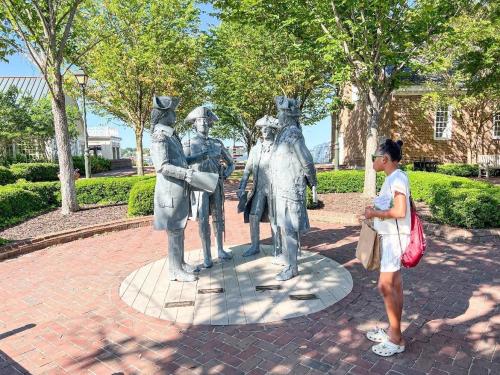Influencer - Yatzuri Thomas - Riverwalk Landing