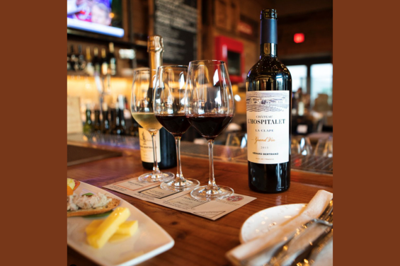 CRU bar with wine