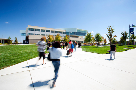 College of San Mateo exterior