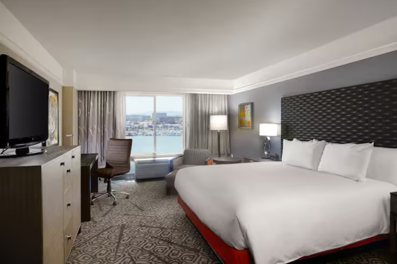 DoubleTree Brisbane King Room