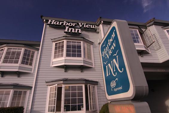 Harbor_View_Inn.jpg