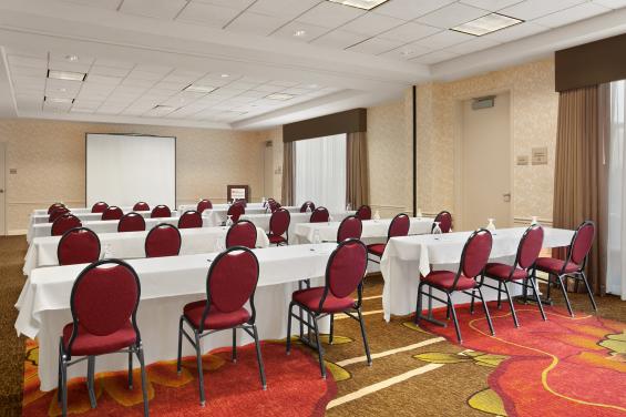 Hilton Garden Inn SSF - Meeting Space (2)