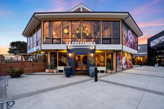 La Costanera in Half Moon Bay