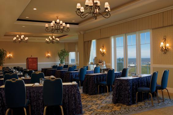 Ritz-Carlton Meeting Room