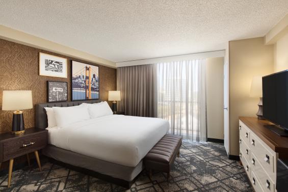 Embassy-Suites-SSF-New-Guest-Room