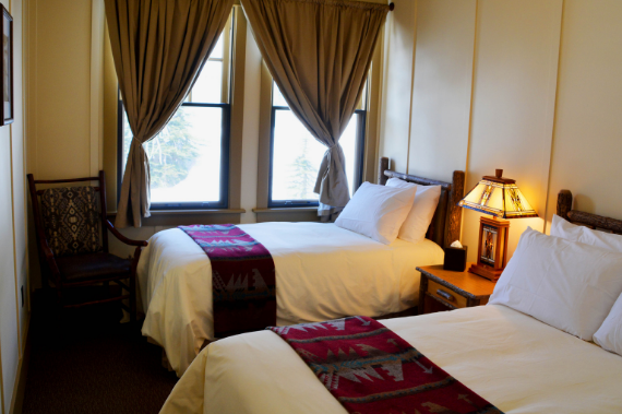 paradise inn room