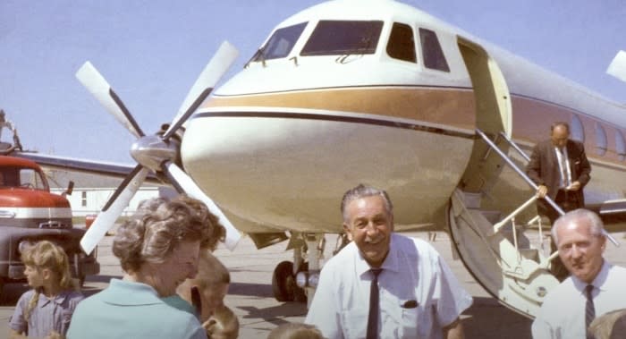 Walt-Disneys-Plane-Mickey-Mouse-One
