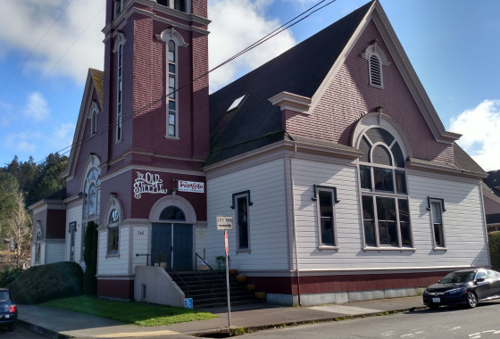 Ferndale Music Company and The Old Steeple